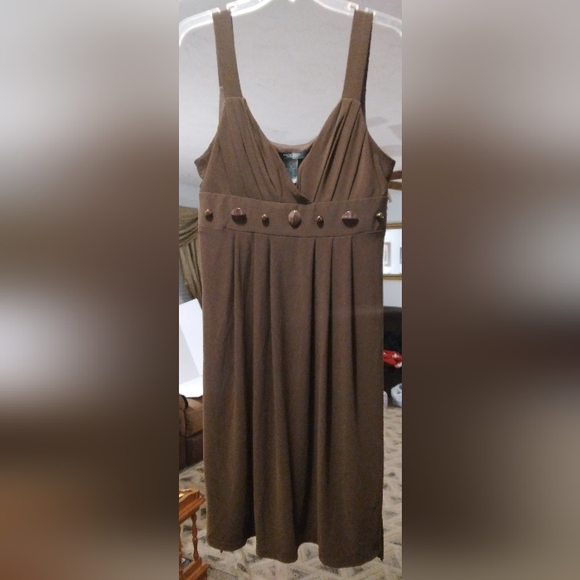 Bisou Bisou Dresses & Skirts - Bisou Bisou womens sleeveless v-neck brown dress back tie size 16
